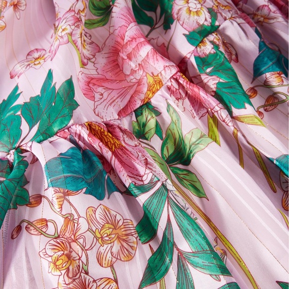 Boston Proper Pink Floral Off-Shoulder Top - Picture 4 of 12